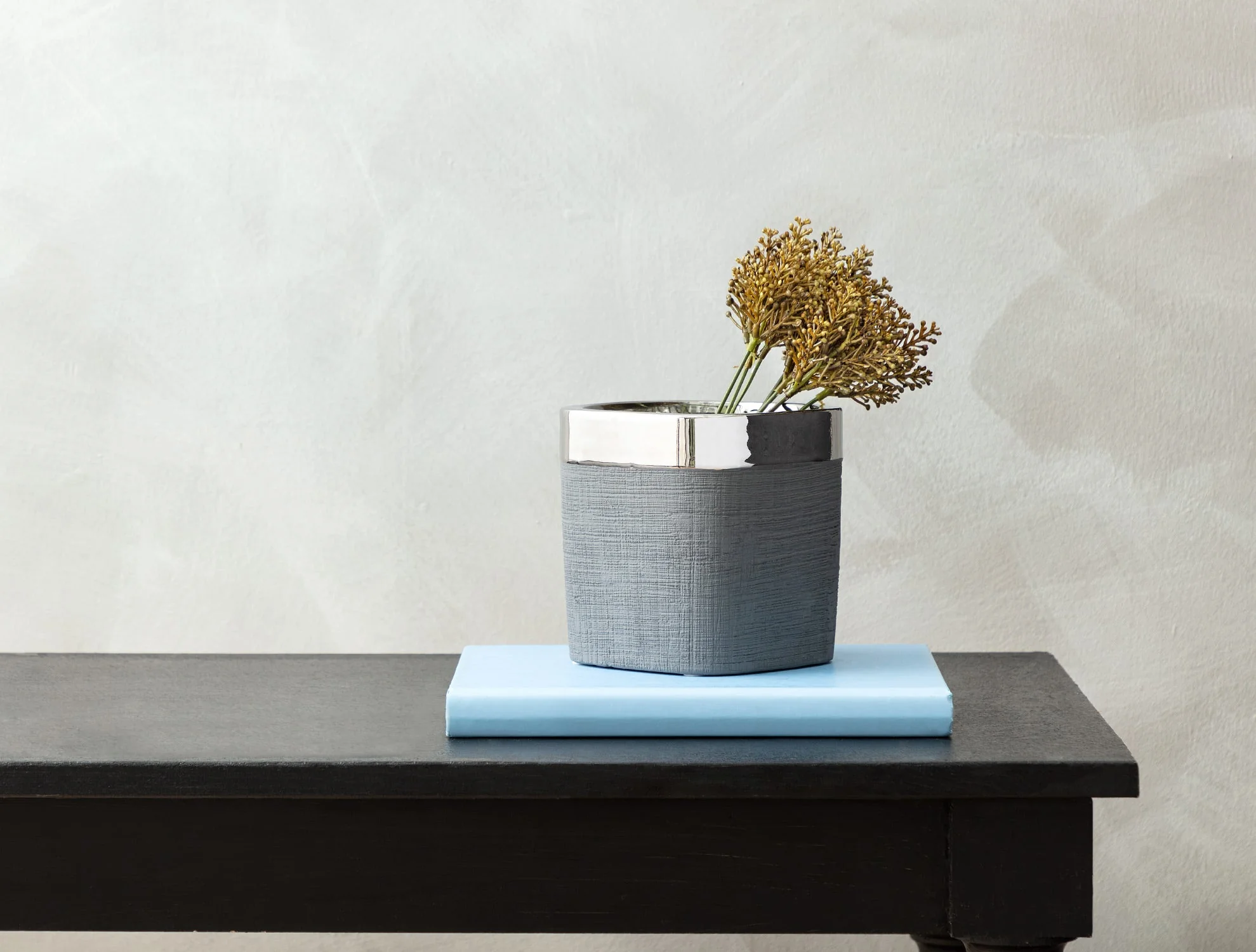 Madame Coco Modal Vase - Image 2