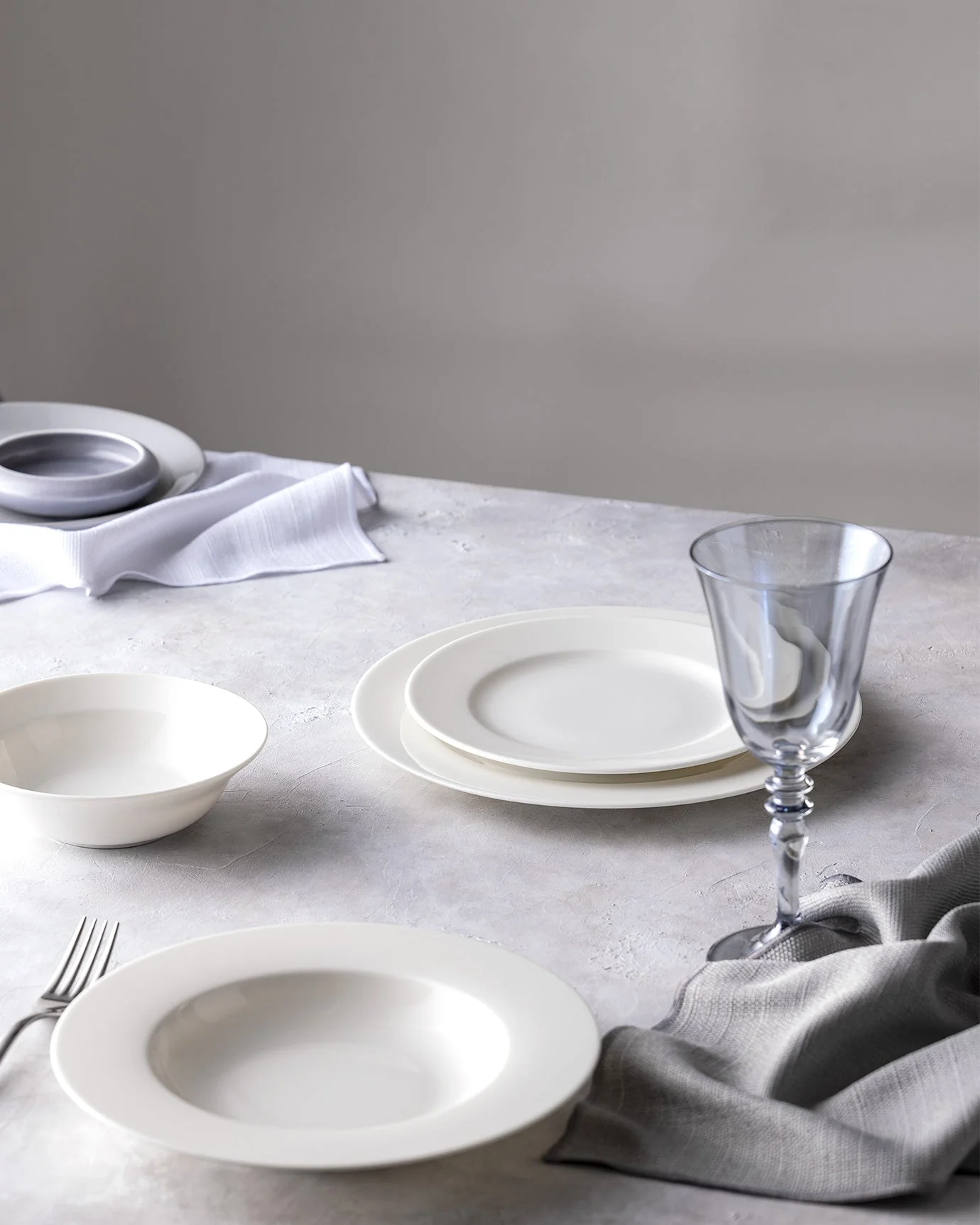 Madame Coco Galena 24 Piece Dinner Set - Image 3
