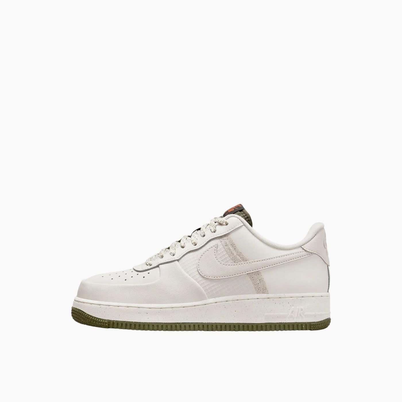 Nike Air Force 1 Low 07 LV8 Sneakers - Image 2