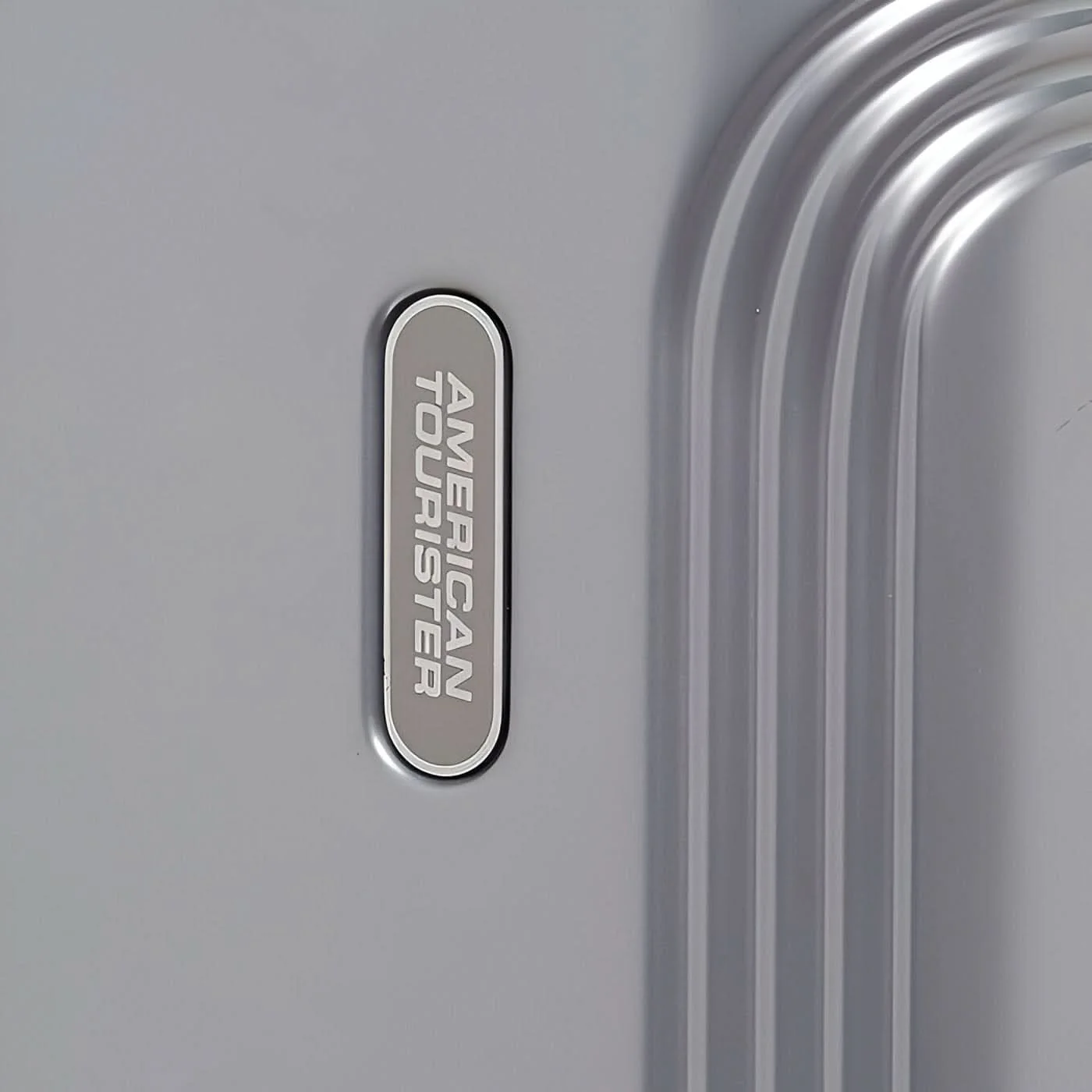 American Tourister Trigard Suitcase - Image 17