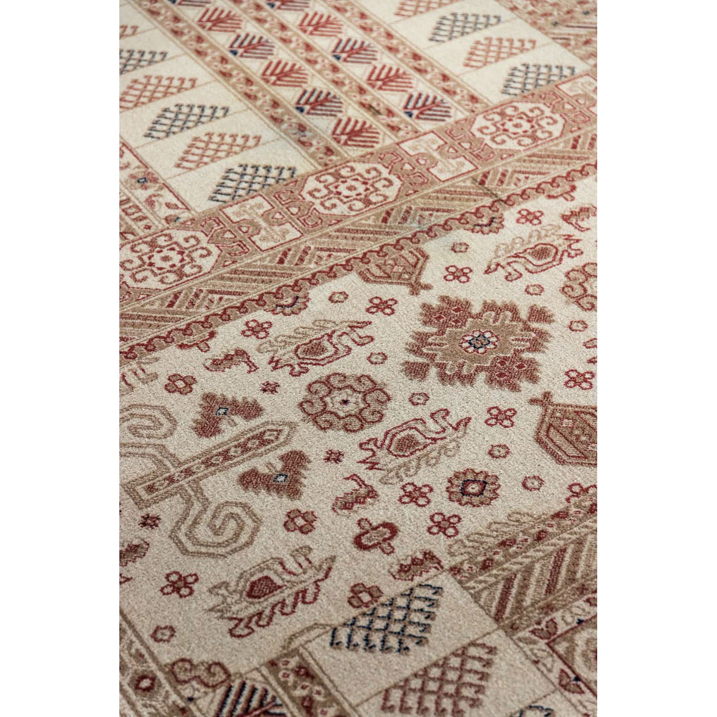 Spazio Home Antique Beige Persian Rug - Image 4