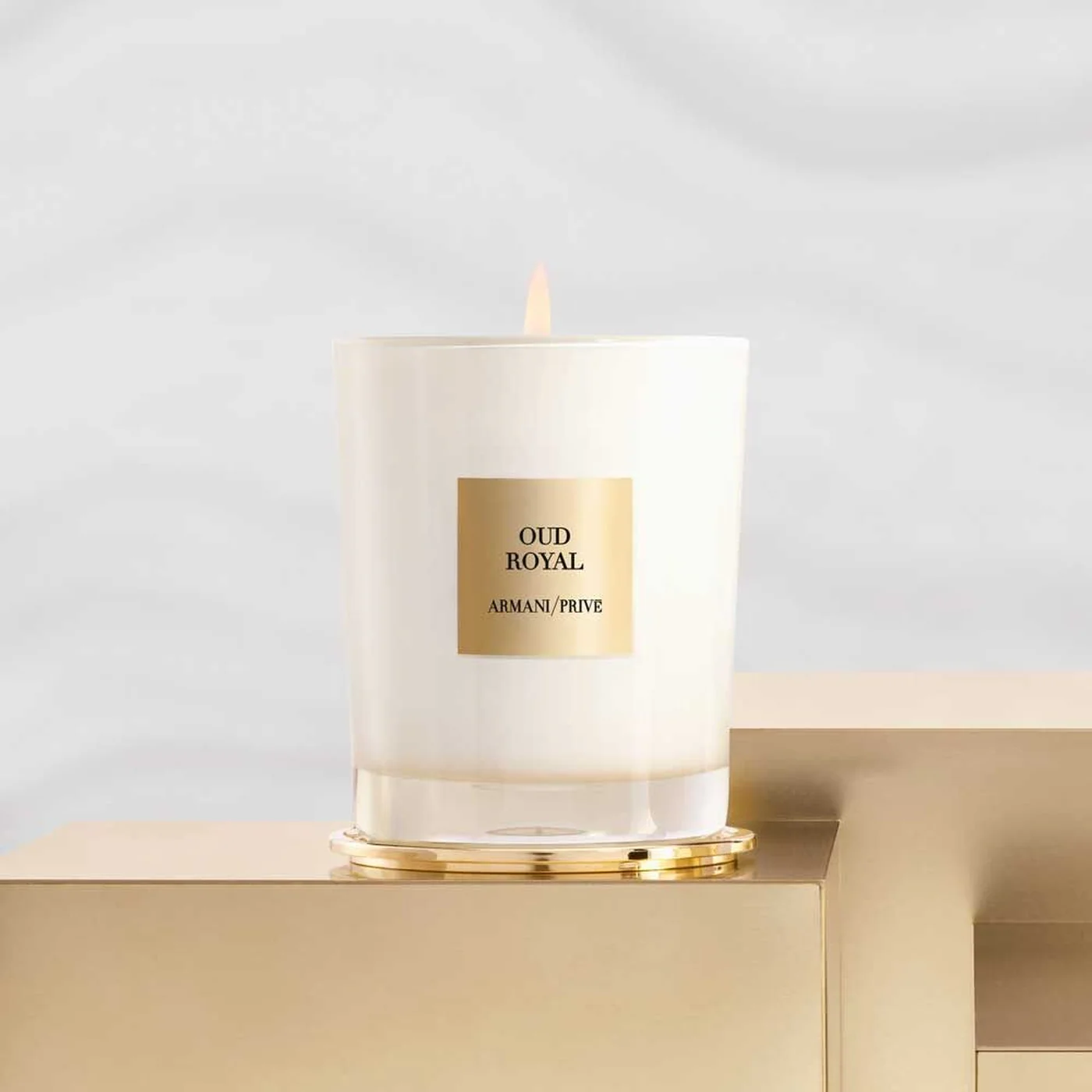 Armani Prive Oud Royal Candle 175G - Image 4
