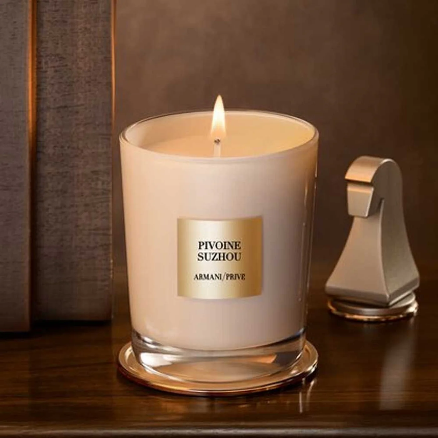 Armani Prive Pivoine Suzhou Candle 175G - Image 3