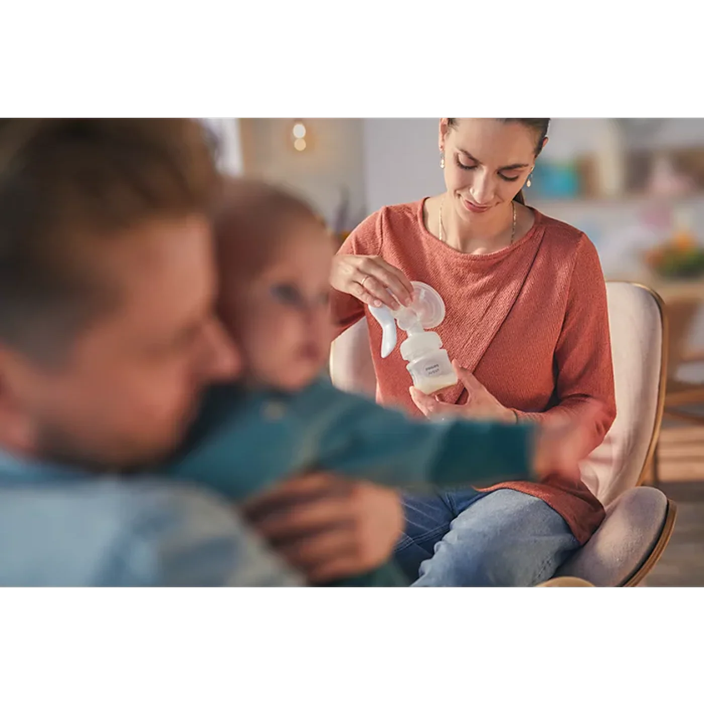 Philips Avent Manual Entry Level Breast Pump - Image 3