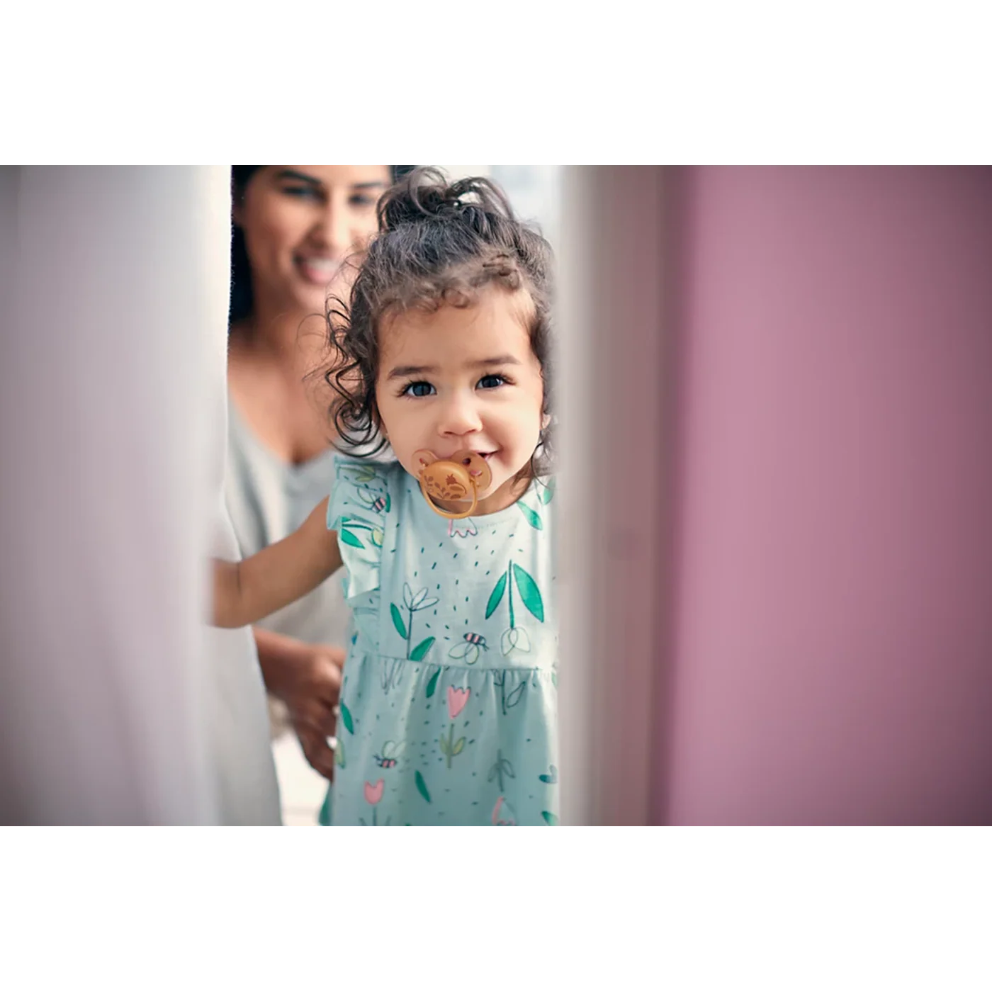 Philips Avent Ultra Soft Soother (6-18 Months) 2 Pack - Image 7