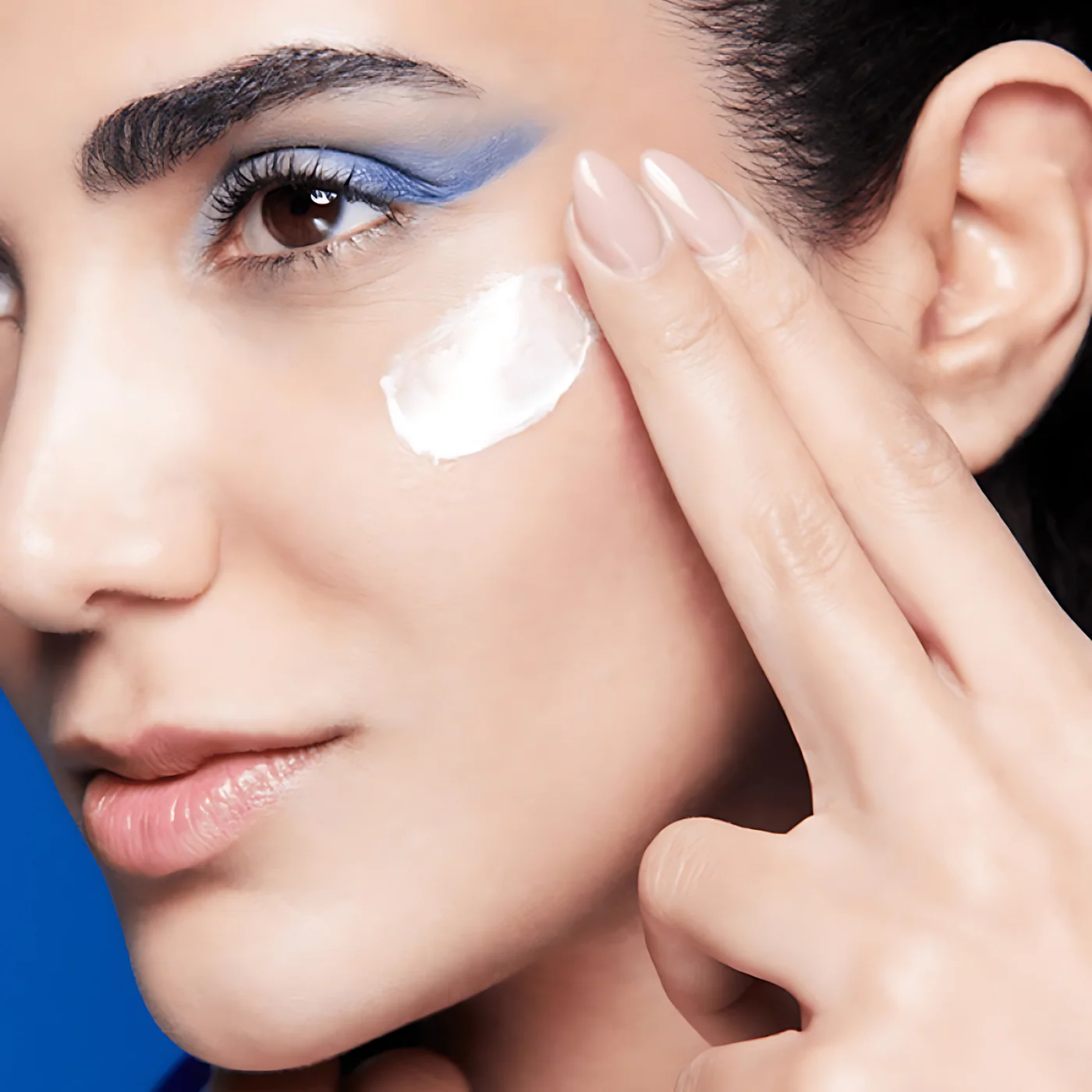 Beesline Instant Bright Day Cream - Image 4