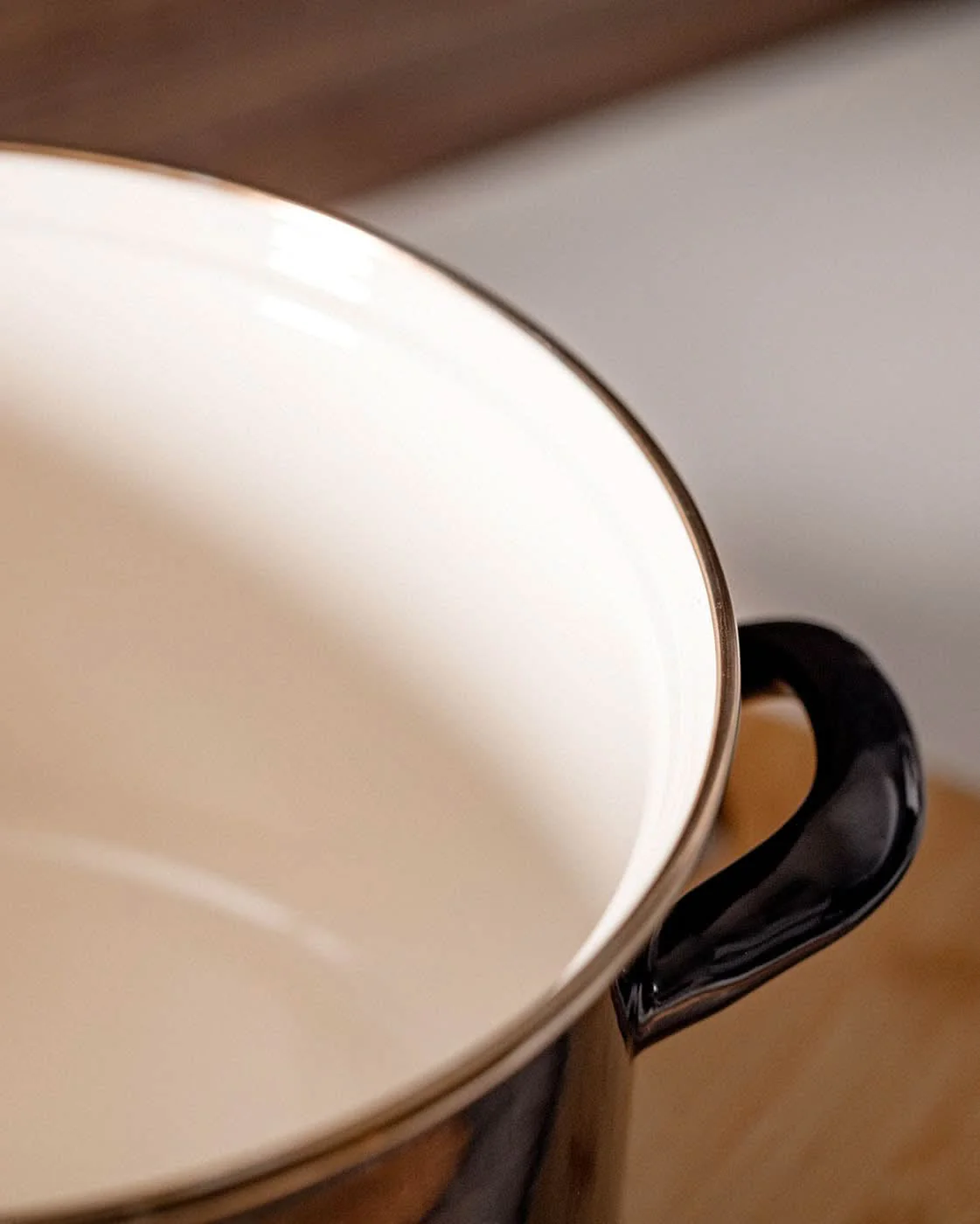 Madame Coco Bonneville Casserole - Image 11