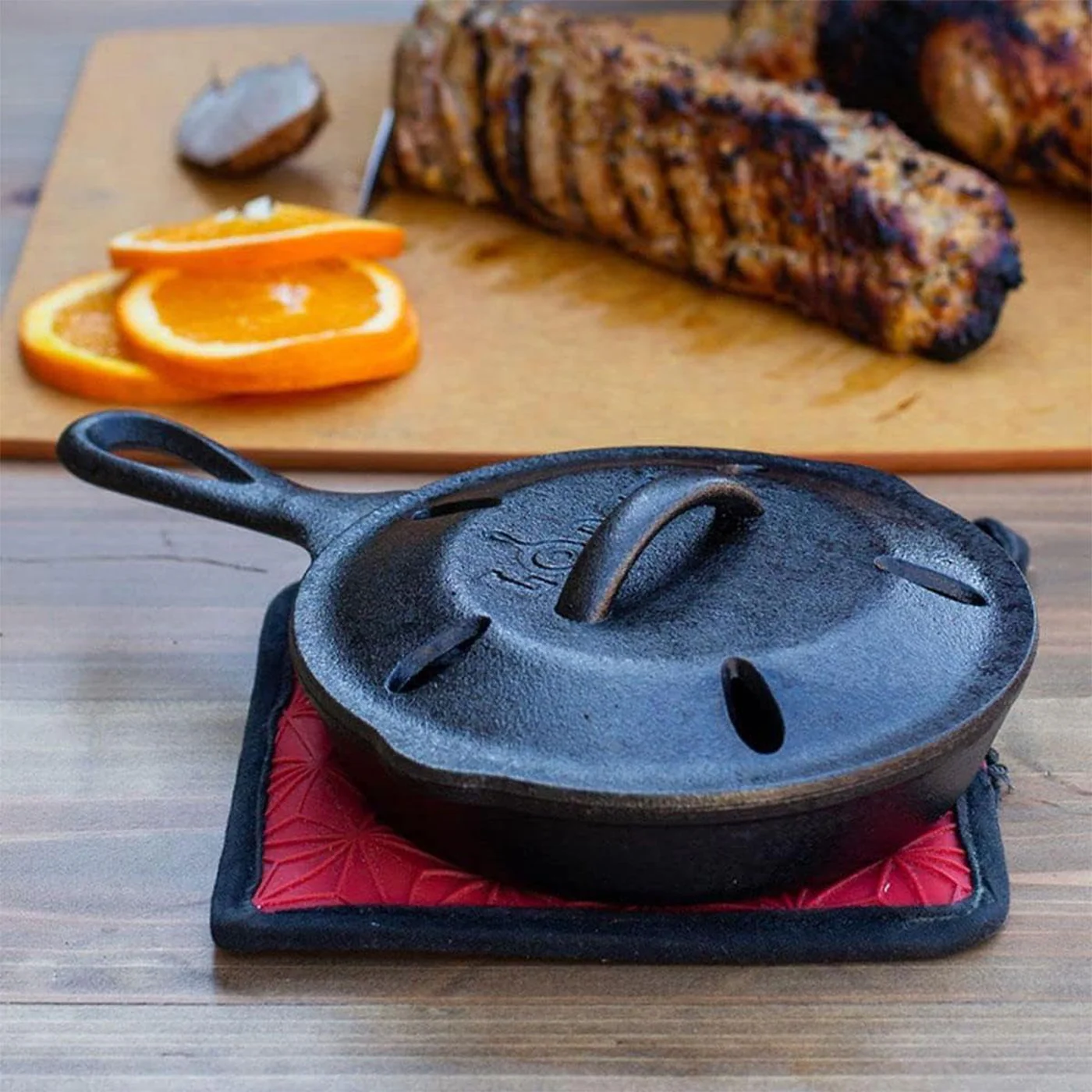 Lodge Cast Iron Smoker Skillet - Image 2
