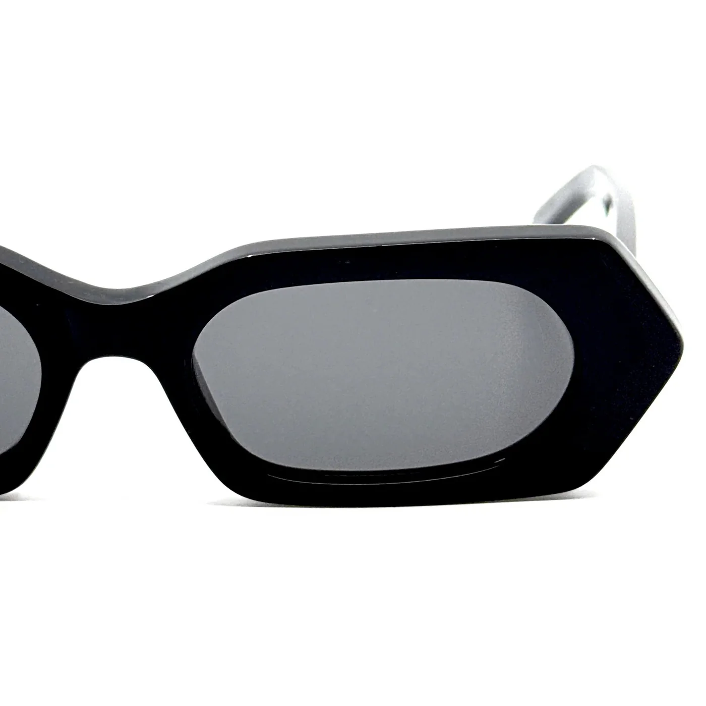 Celine Stylish Rectangular Sunglasses - Image 9