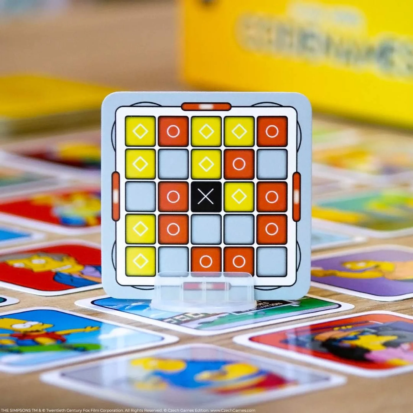 Codenames The Simpsons Family Edition Board Game - Image 5
