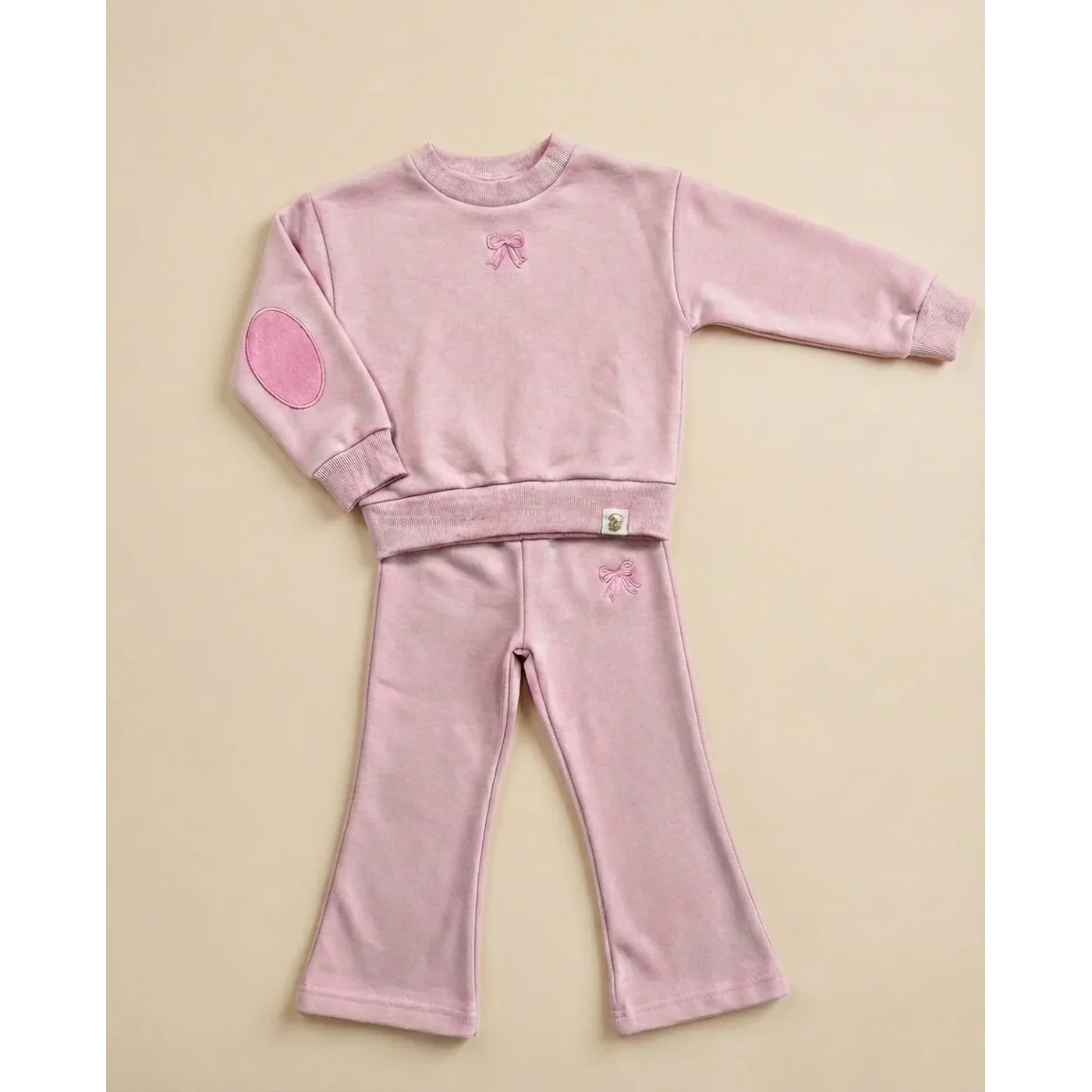 Cozy Kids Bow Set Outfit - Image 3