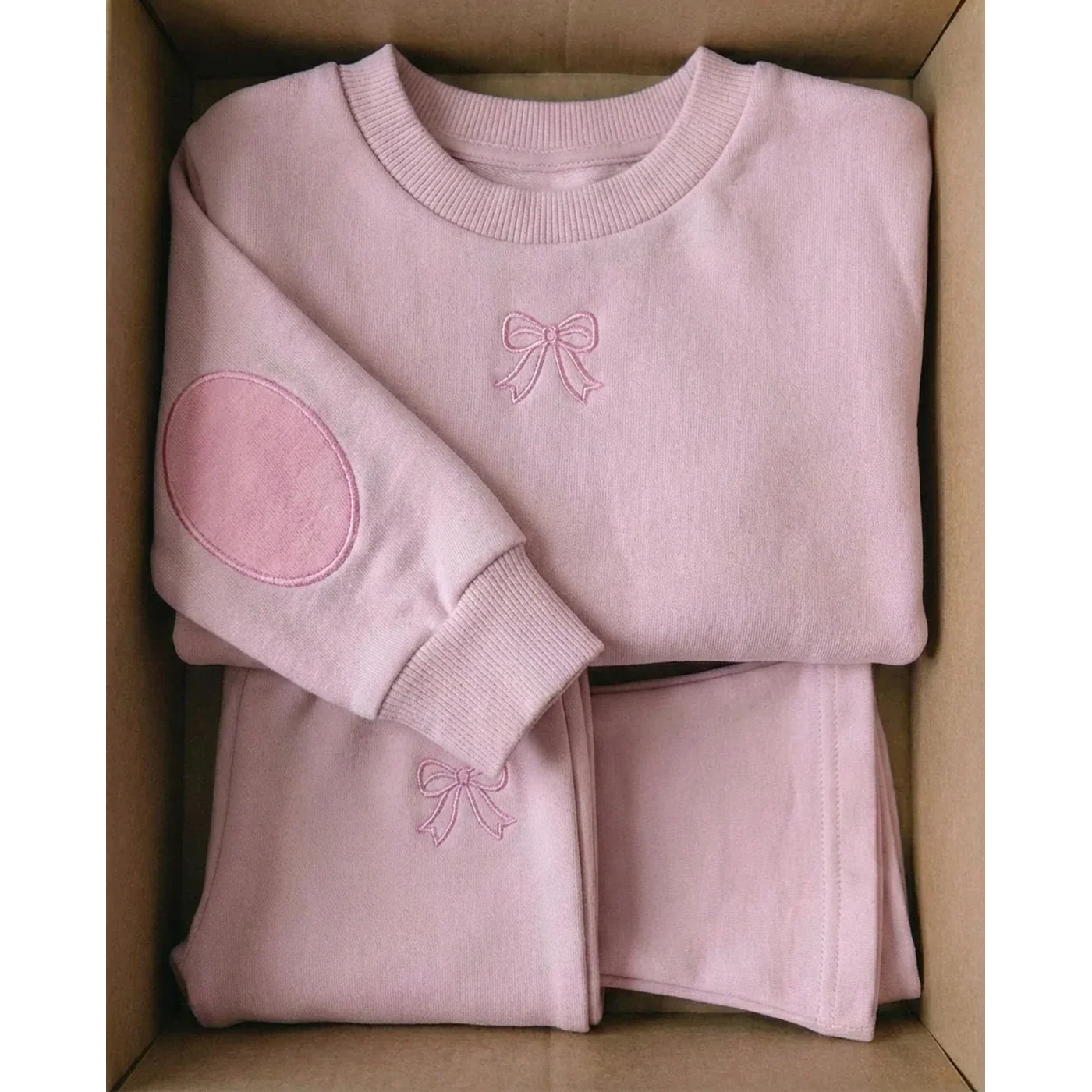 Cozy Kids Bow Set Outfit - Image 4