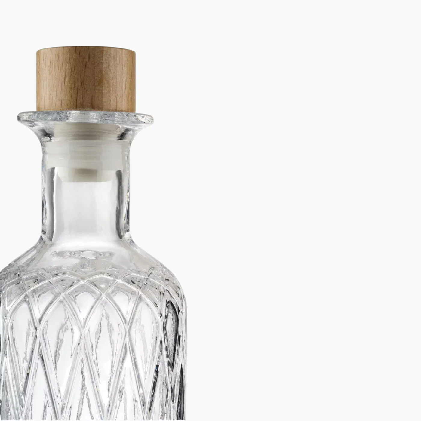 APS Diamond Glass Carafe with Lid - Image 3