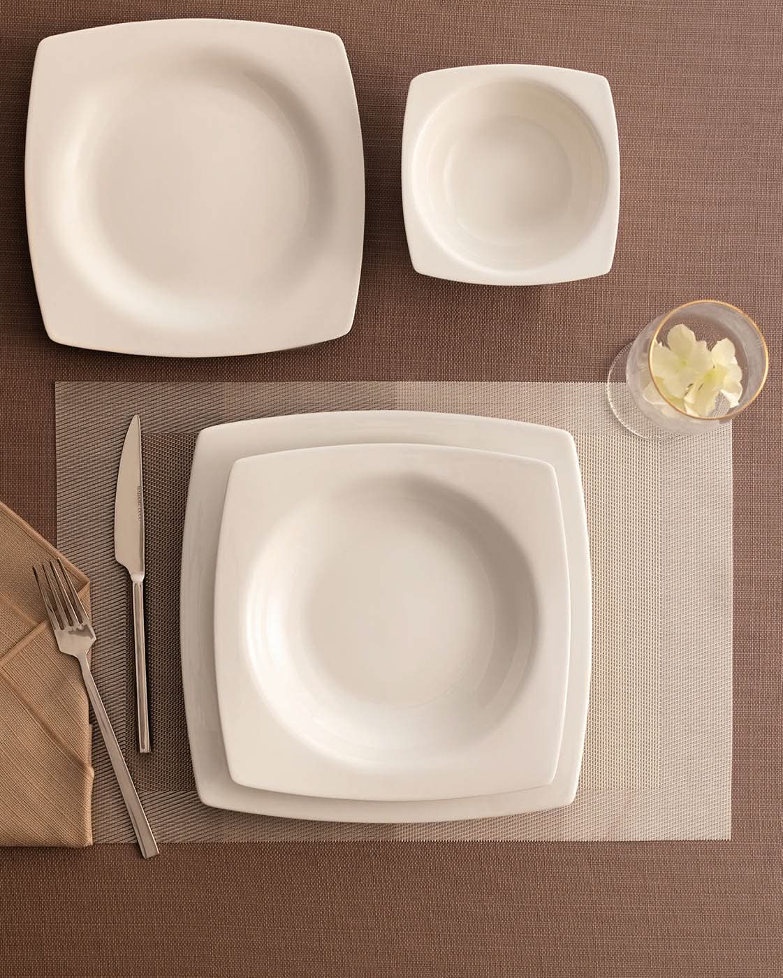Madame Coco Dinner Set - Image 14