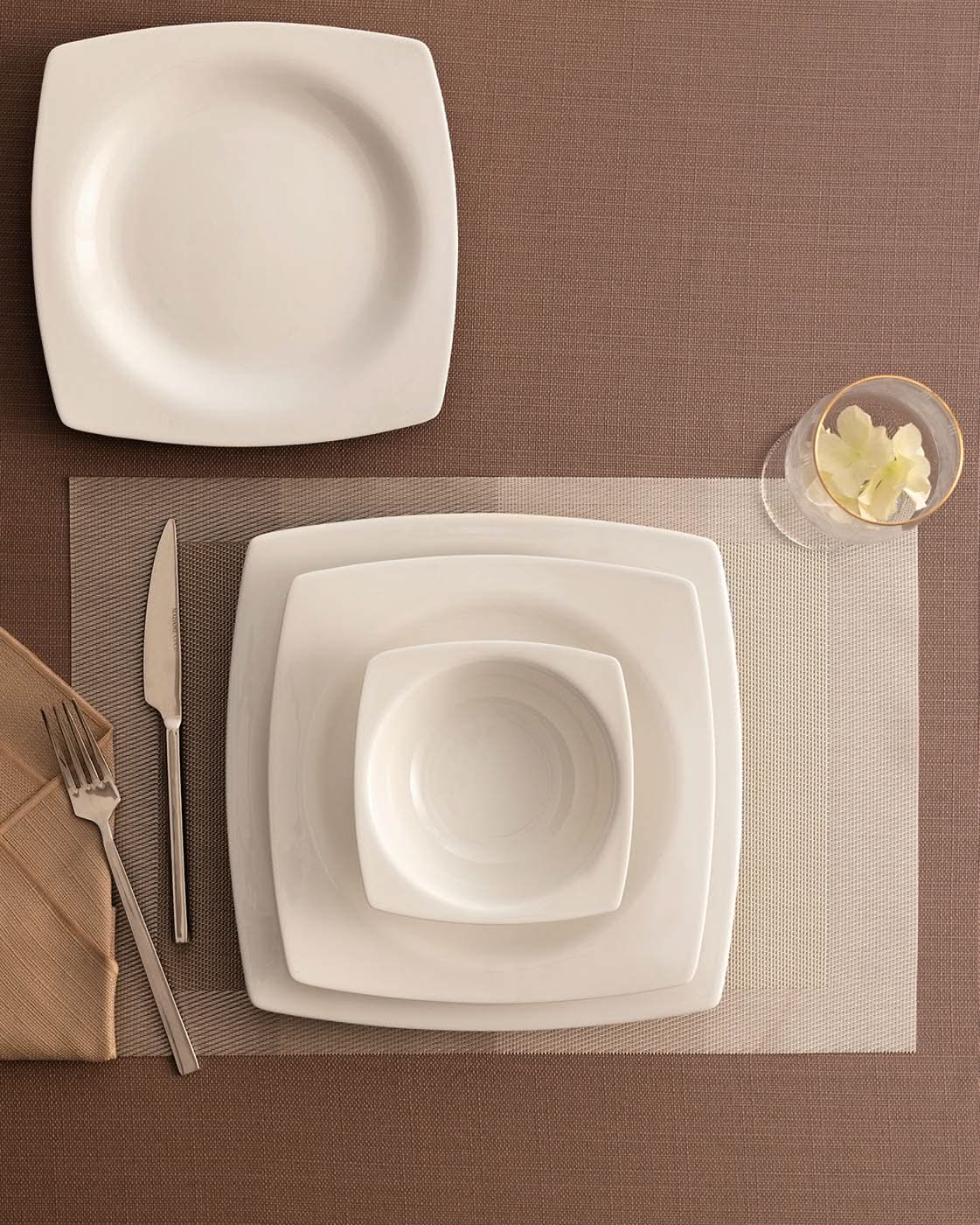 Madame Coco Dinner Set - Image 15