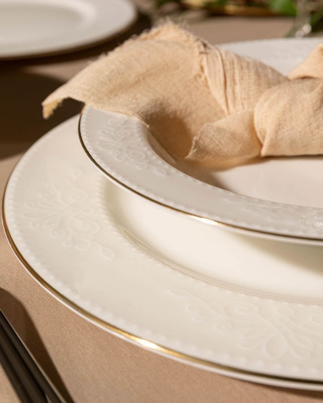Madame Coco Dinner Set - Image 19