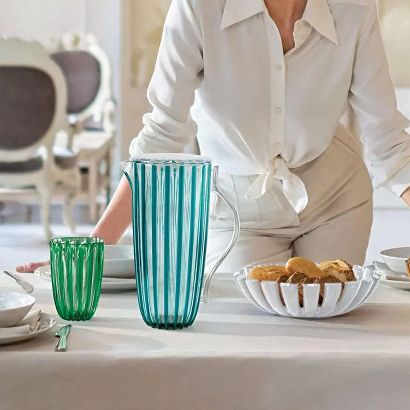 Guzzini Dolcevita Pitcher Pitcher - Image 4