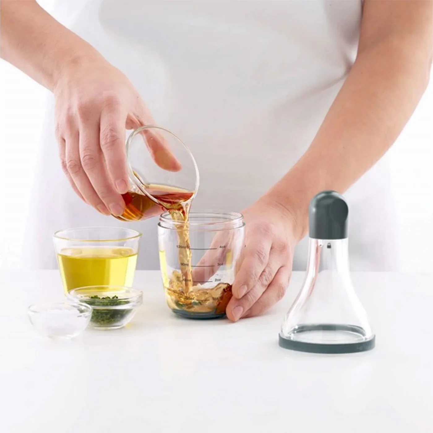 Brabantia Dressing Shaker - Image 2
