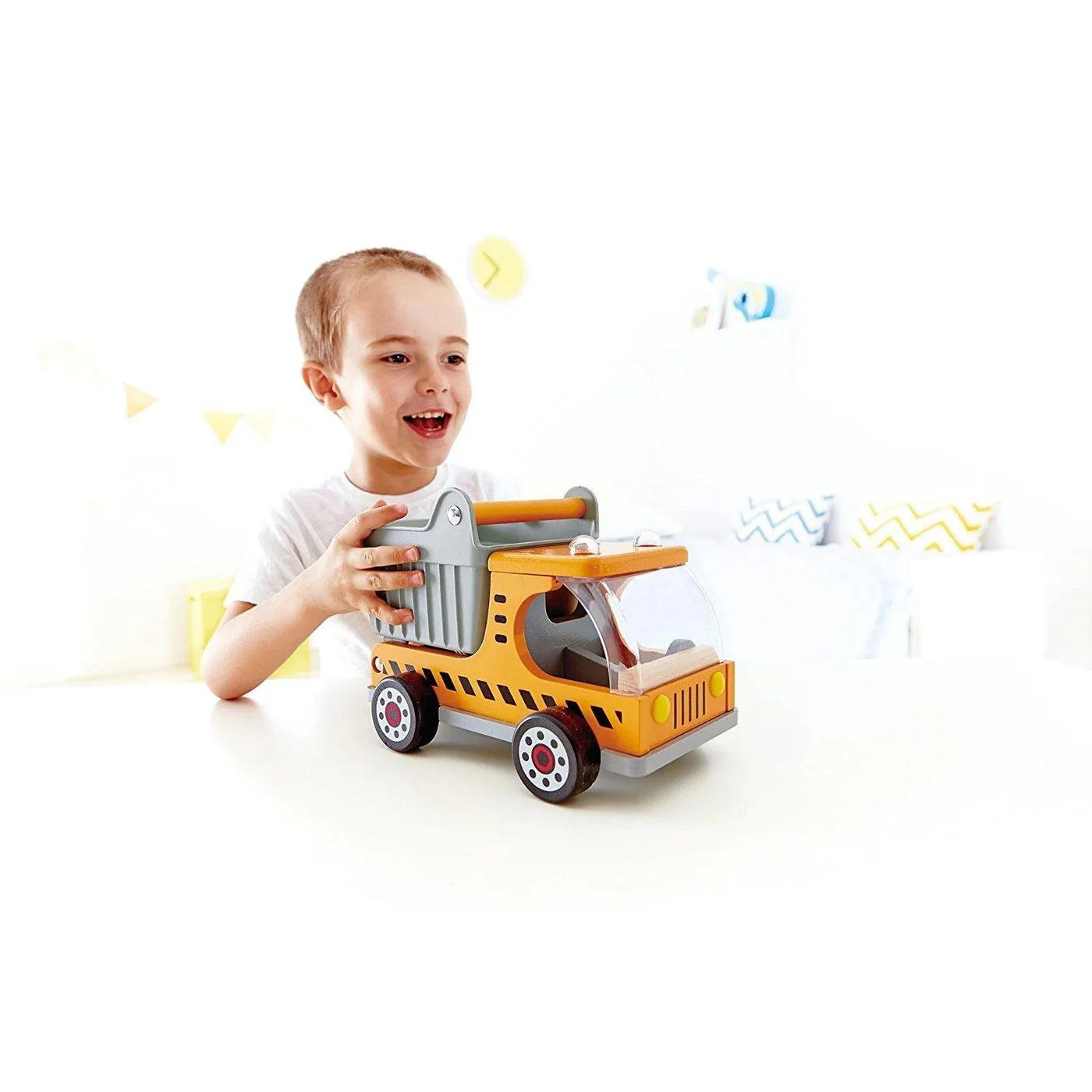 Hape Dumper Truck Toy Truck - Image 4