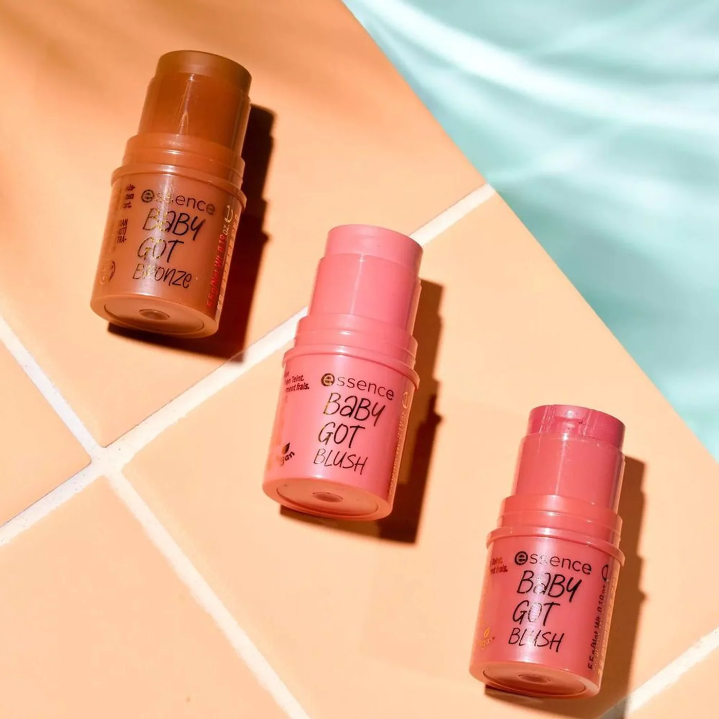 Essence Baby Got Bronze Bronzing Stick 10 Cinnamon Spice - Image 5
