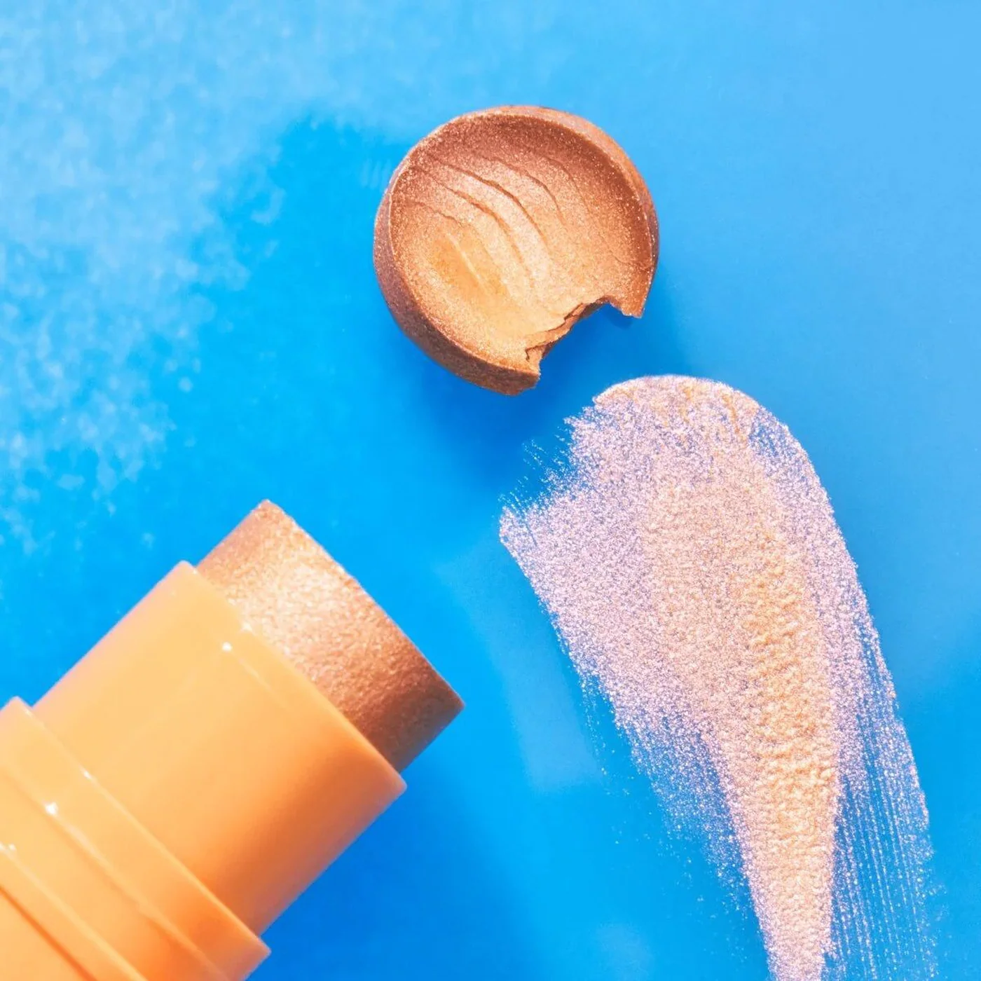 Essence Baby Got Glow Highlighter Stick - Image 7