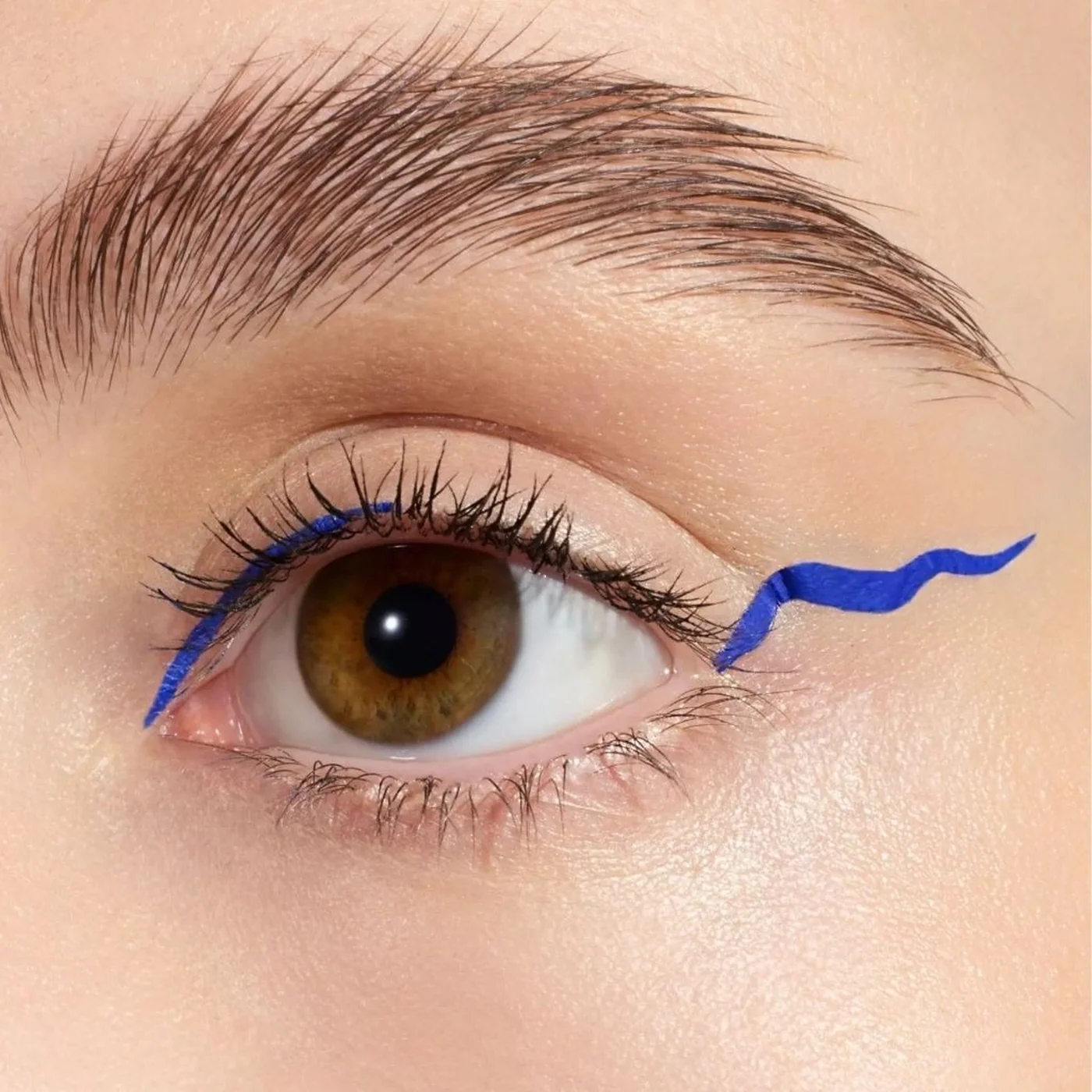 Essence Color It Liquid Eyeliner - Image 3