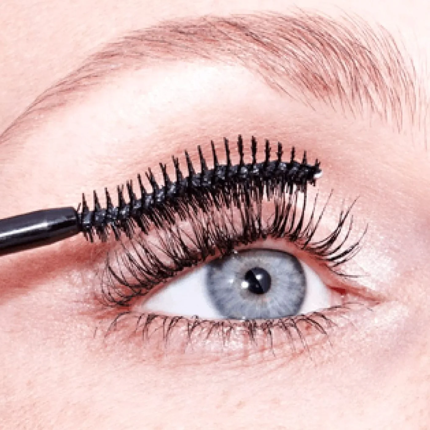 Essence Lash Princess Volume Mascara Black - Image 4