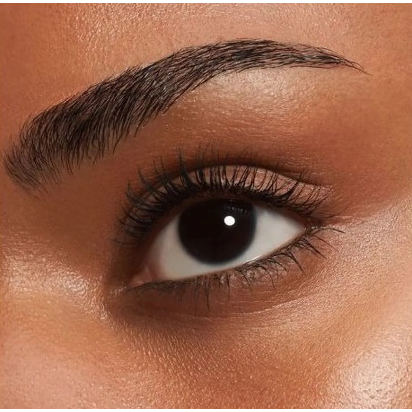 Essence Maximum Definition Mascara 01 - Image 4