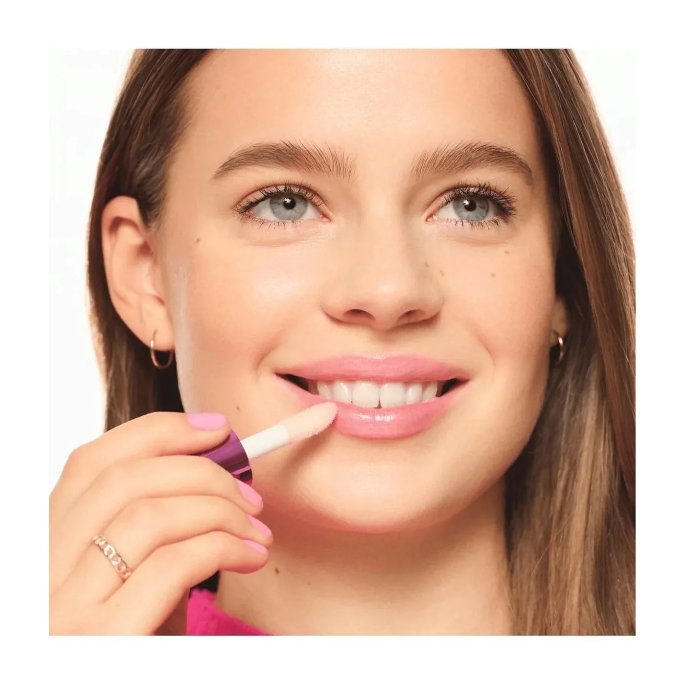 Essence Pearly Potion Reflective Lip Gloss 01 Golden Peach - Image 5