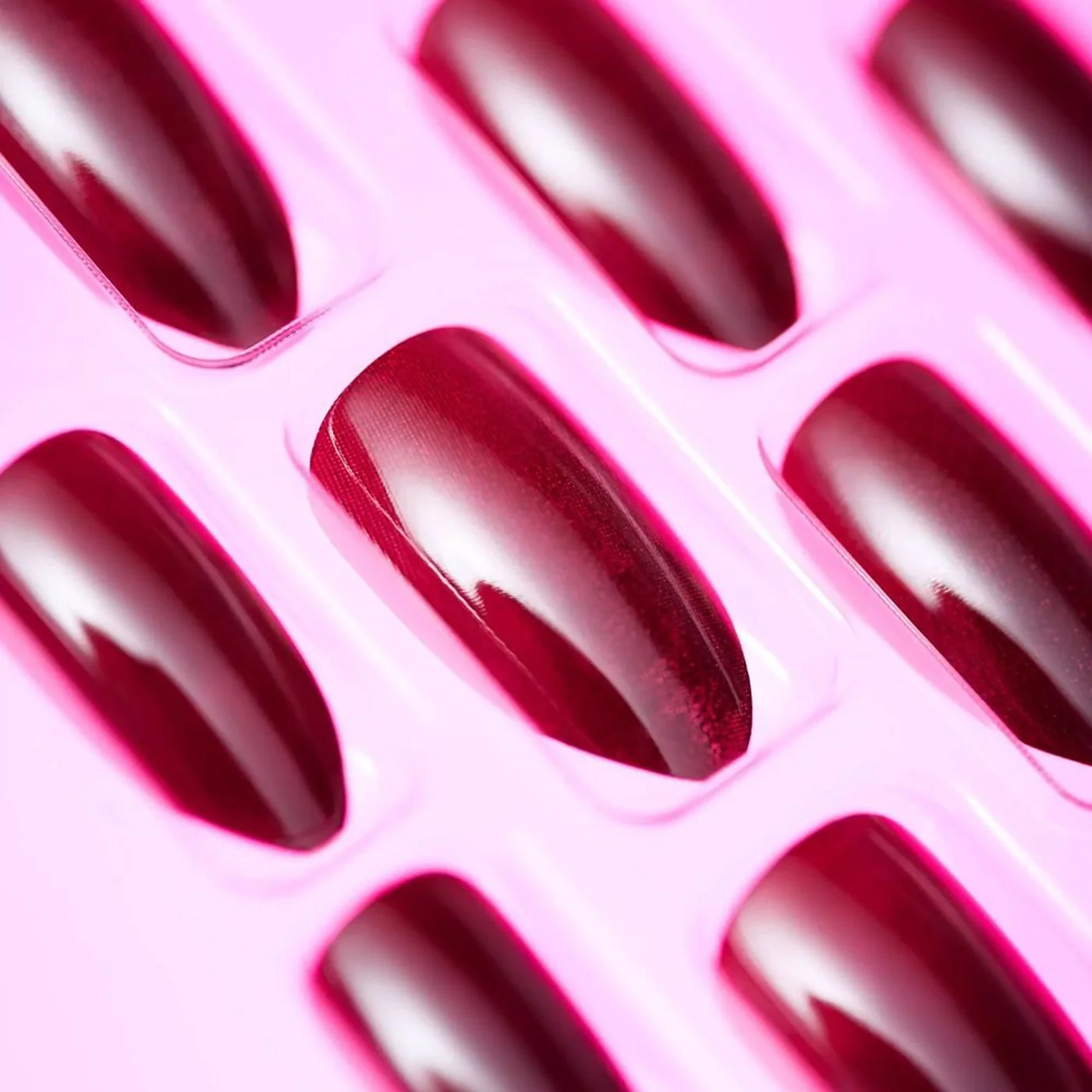 Essence Pink Is The New Black Colour-Changing Click & Go Nails 01 - Image 3
