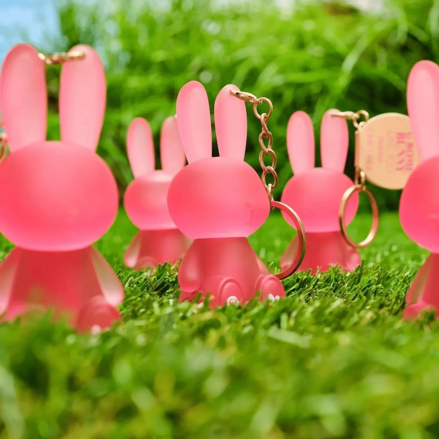 Essence Some Bunny Like You Lip Gloss 01 You Make Me So Hoppy! - Image 5