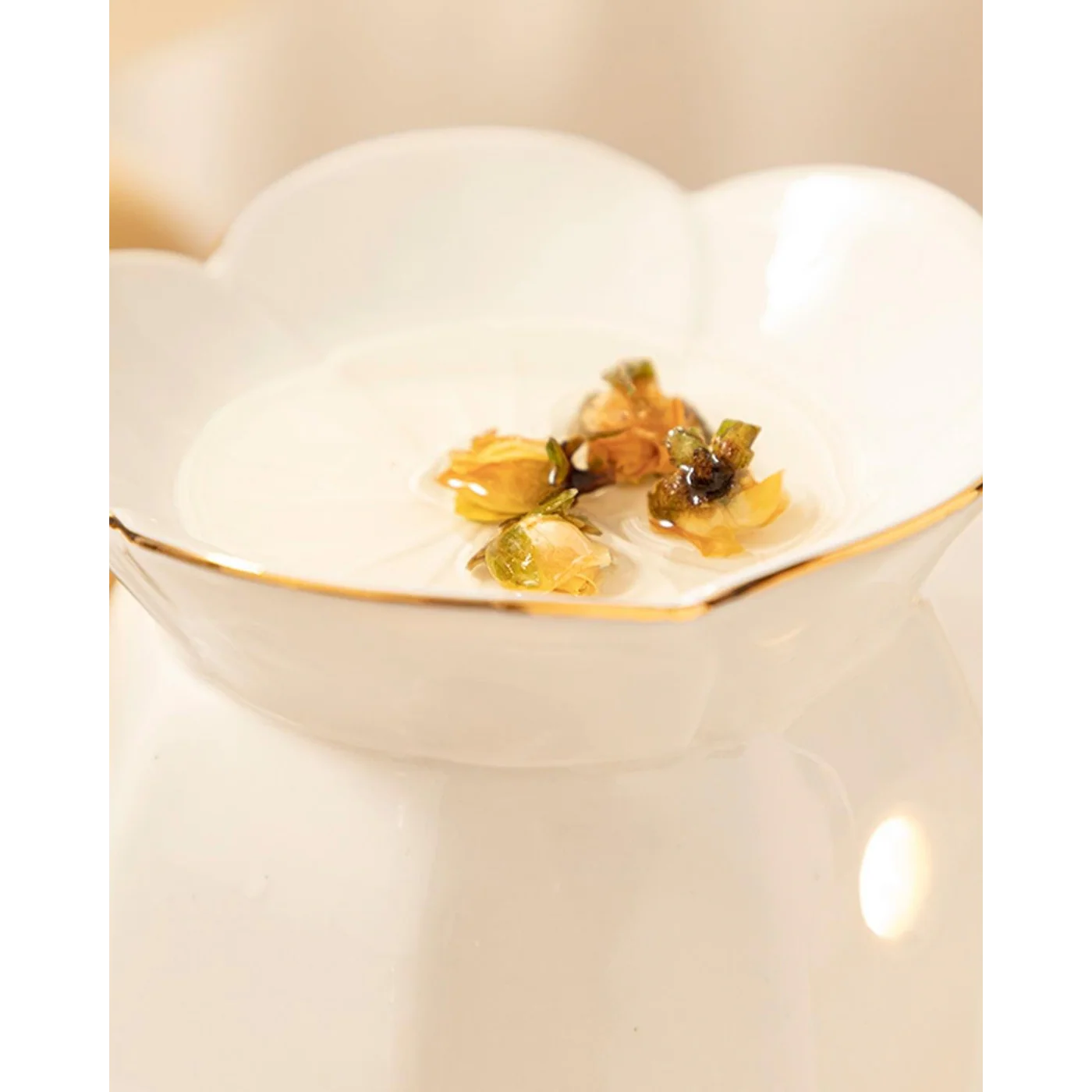 EH Living Floret Censer 11X11X14 cm White - Image 3