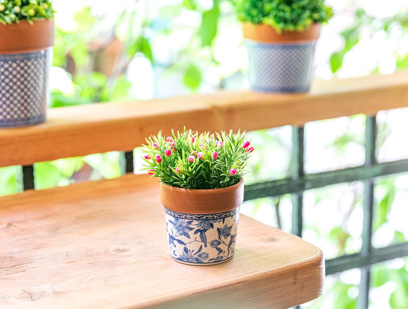 Madame Coco Flower Pot - Image 2
