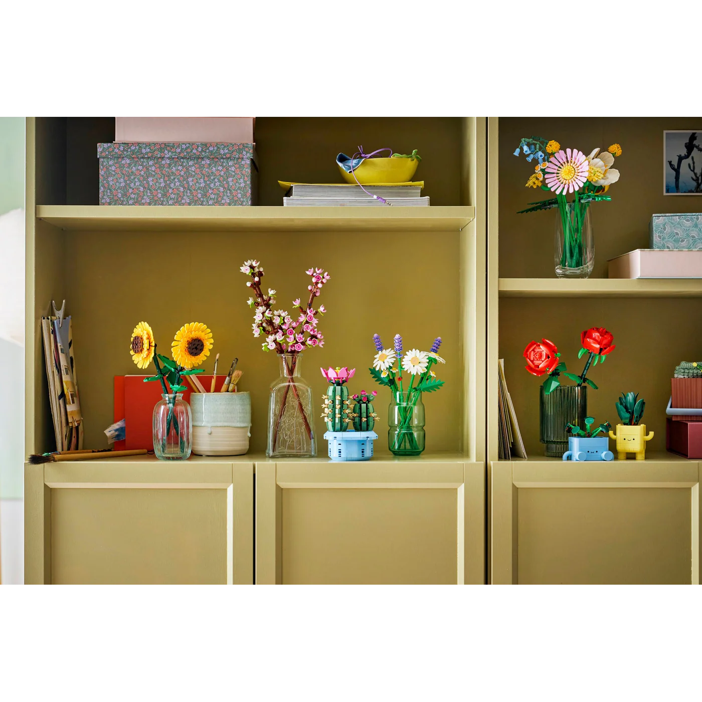 LEGO Flowering Cactus- 482 Pcs - Image 4