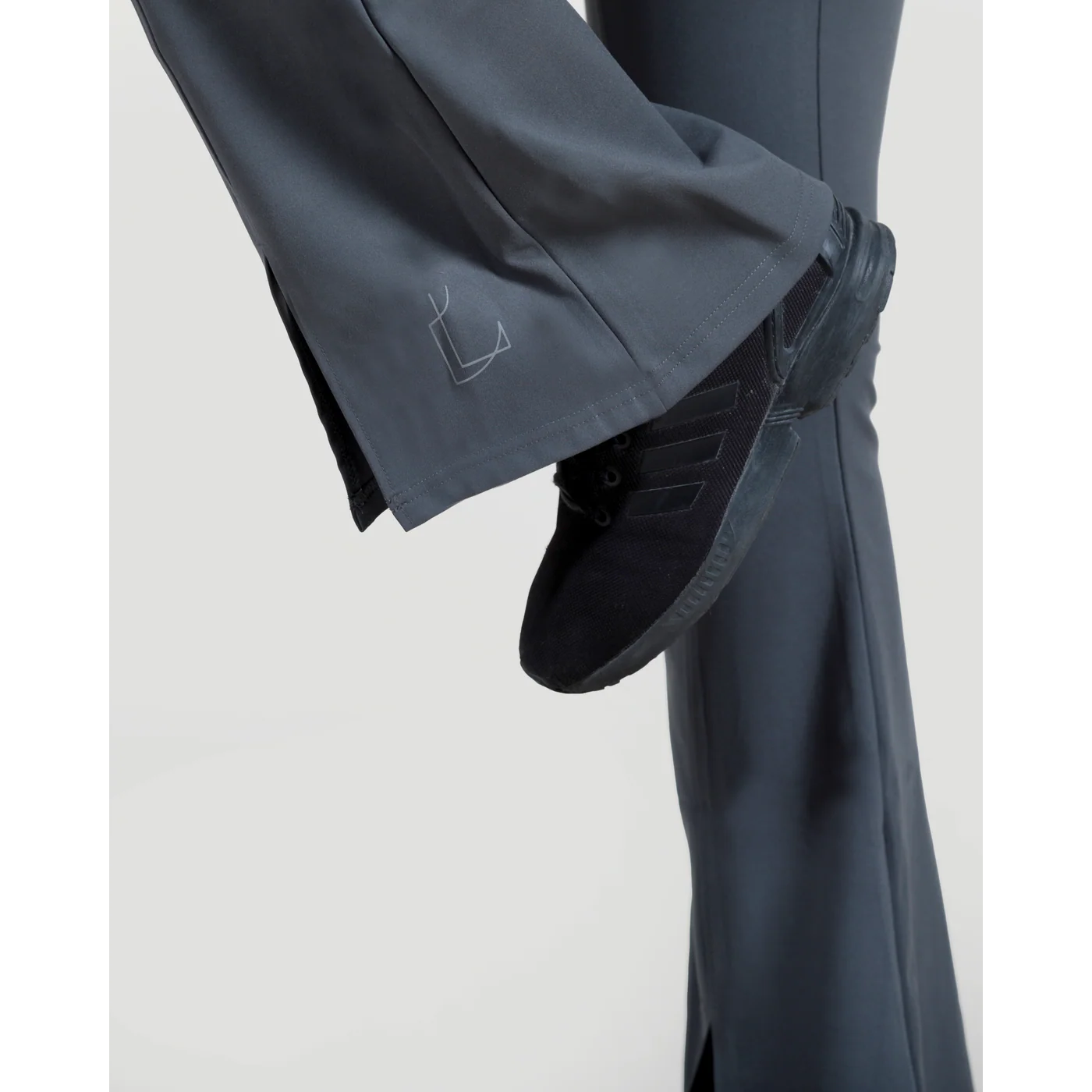 L Official Front Slit Pants - Image 7