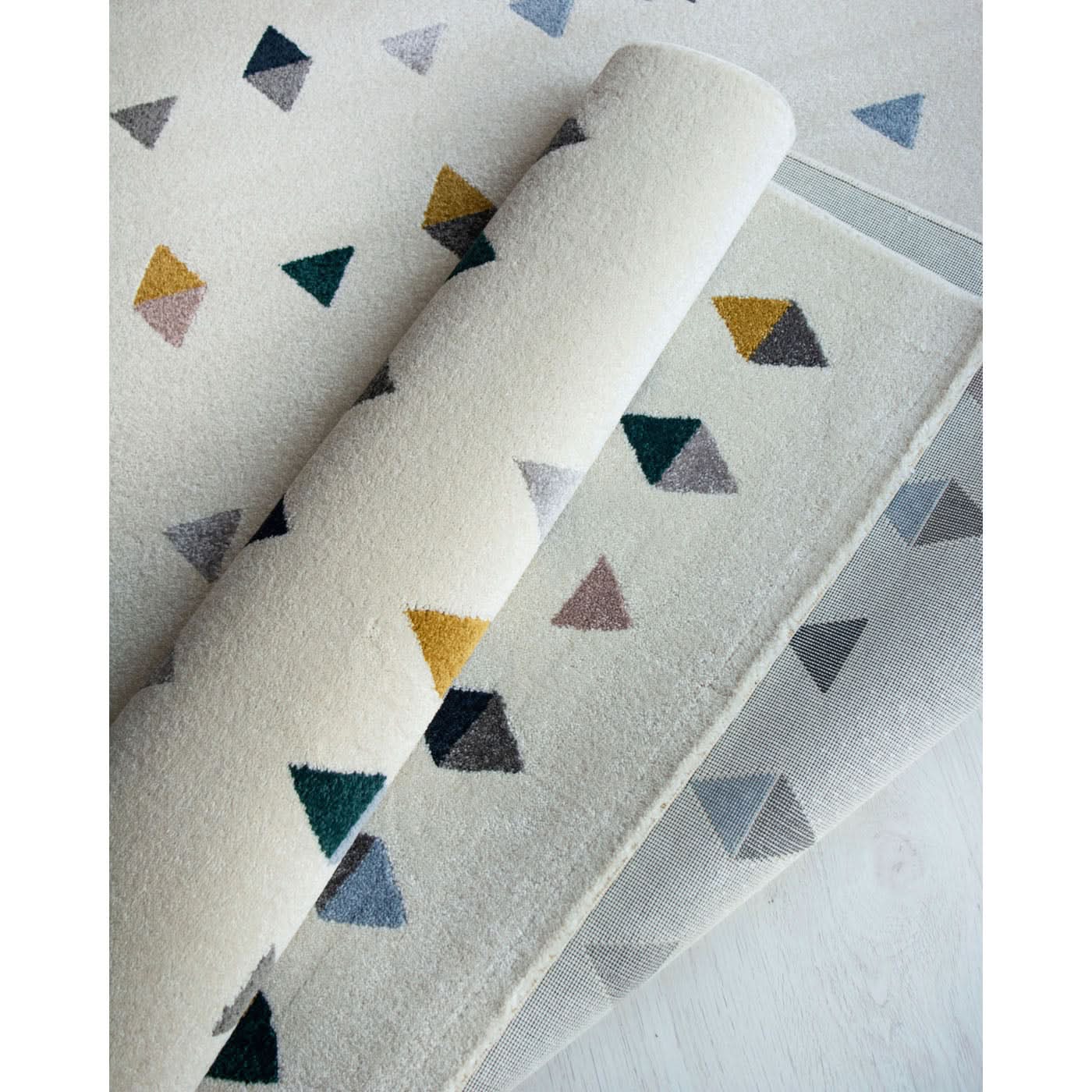 Spazio Home Geometric Diamond Rug - Image 5
