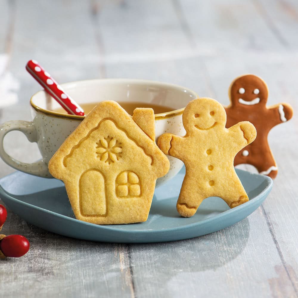 Decora Gingerbread Man & House Cookie Cutter Set - Image 3