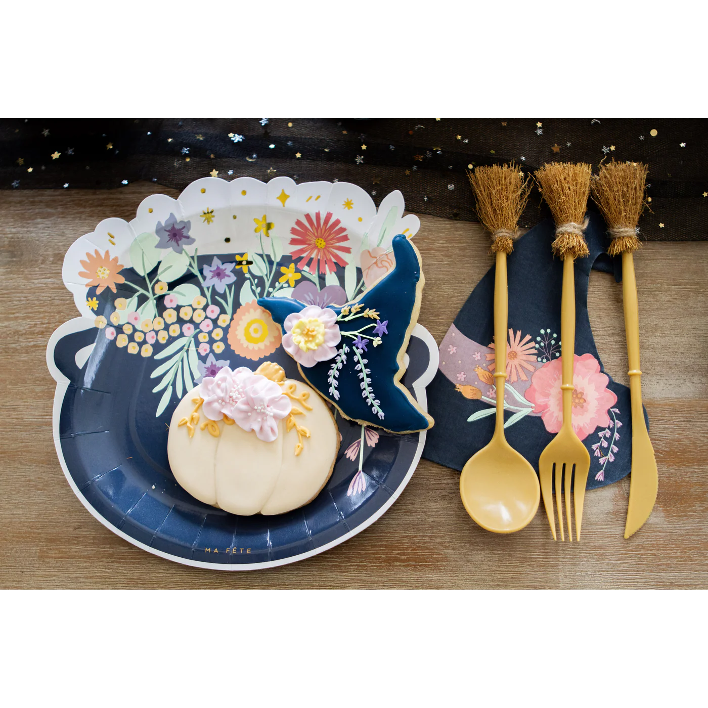Ma Fete Halloween Cauldron Dinner Plates - Set of 8 - Image 18