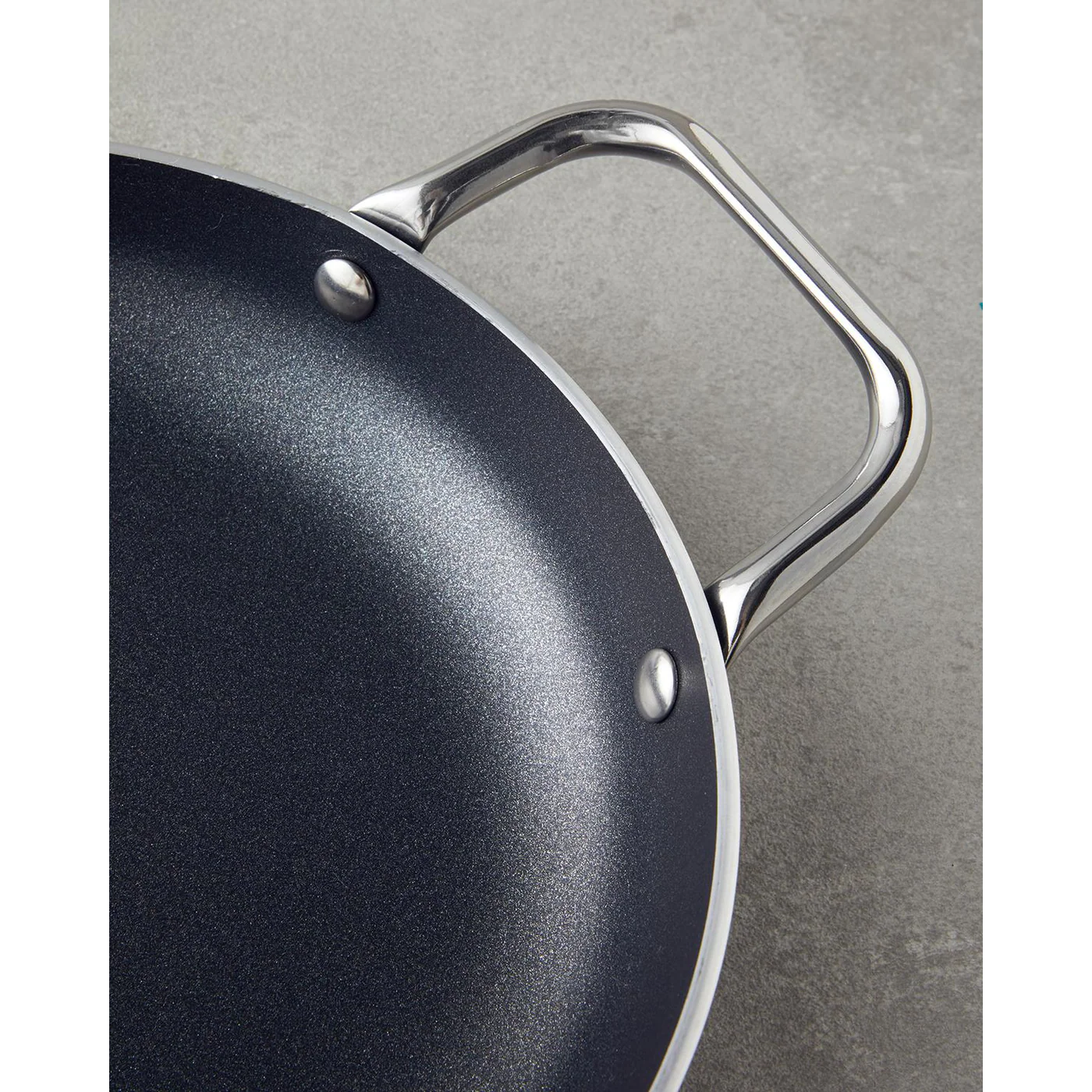 EH Living Horeca Aluminum Omelet Pan - Image 4