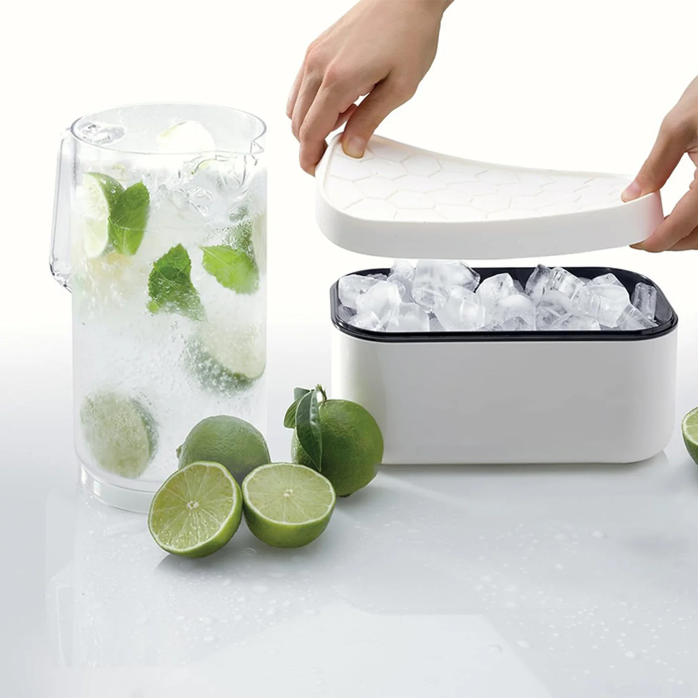 Lekue Ice Box Container - Image 8