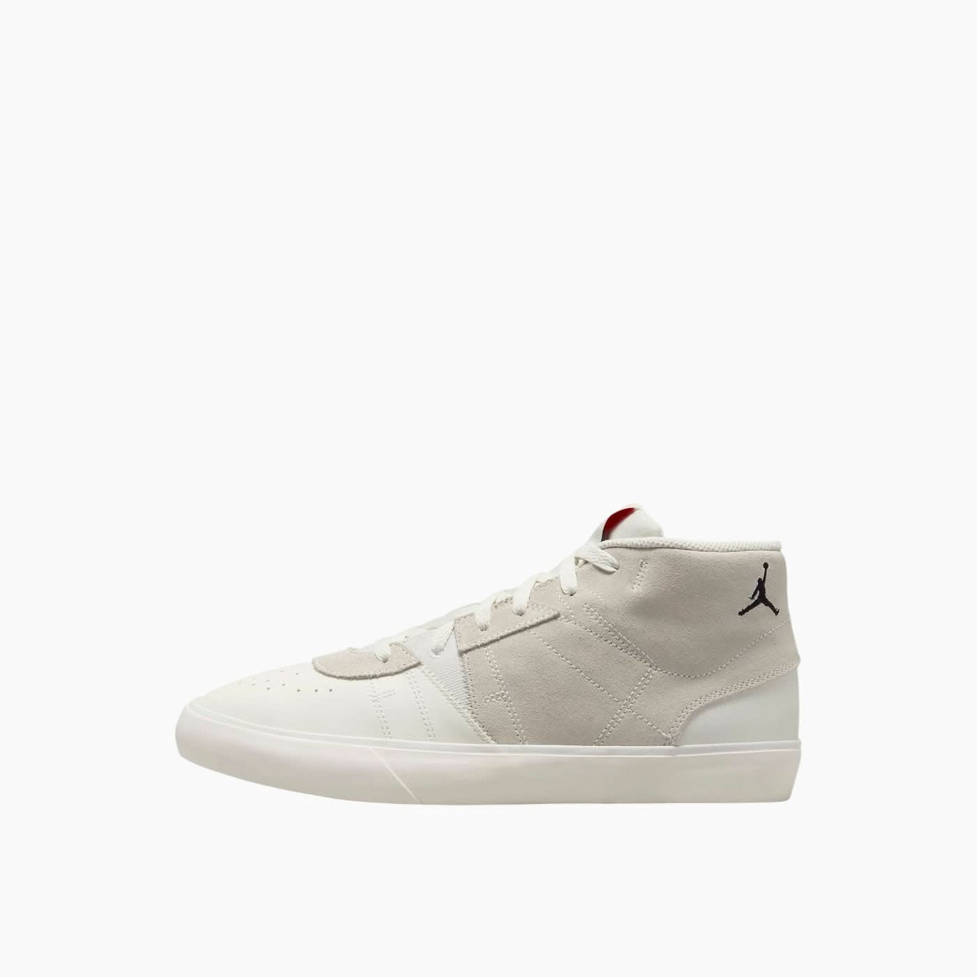 Nike Air Jordan Series Mid Sneakers - Image 4