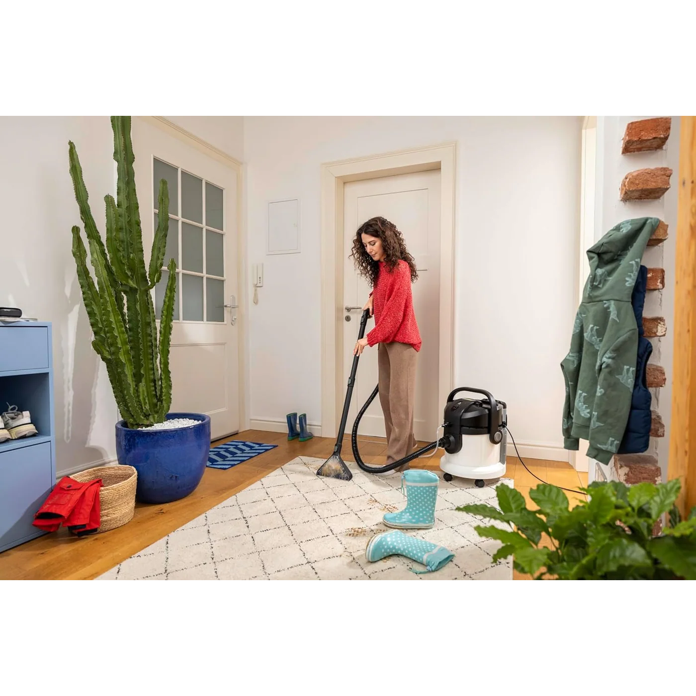 Karcher Washing Vacuum Carpet Shampooer - Image 7