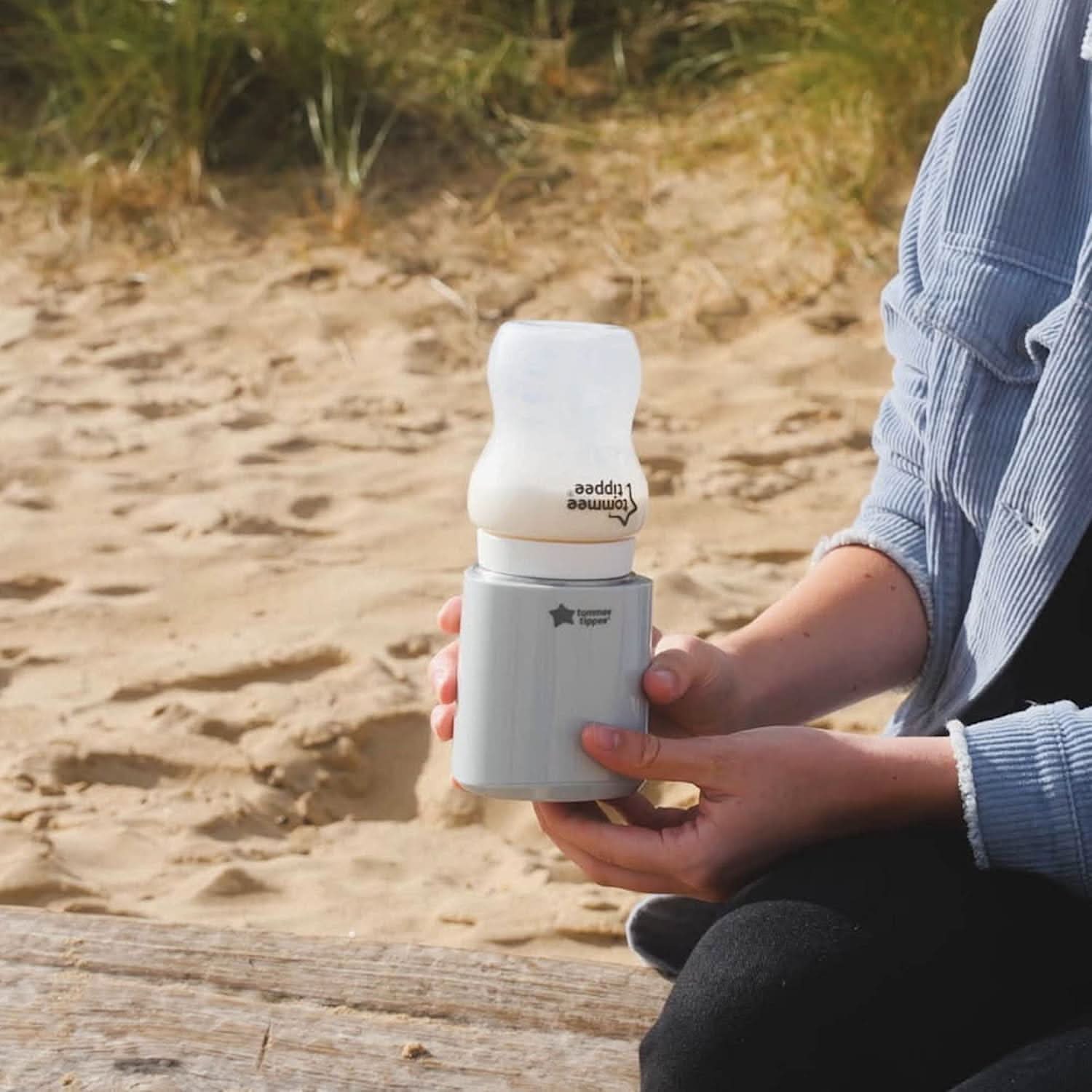 Tommee Tippee Let's Go Portable Travel Bottle Warmer - Image 4