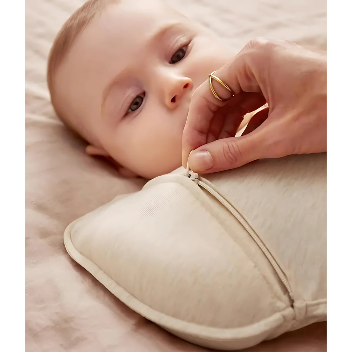 Love To Dream Swaddle Up™ Transition Bag Original 1.0 Tog Oatmeal Large - Image 3