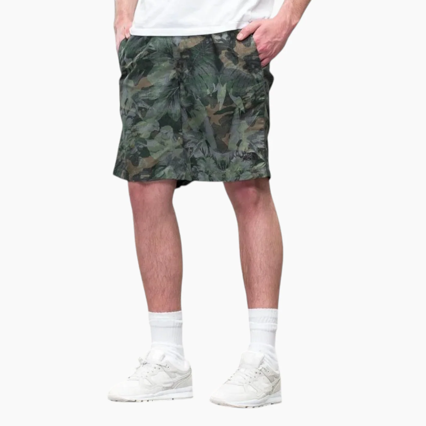 The North Face Class V Rapids Shorts - Image 20