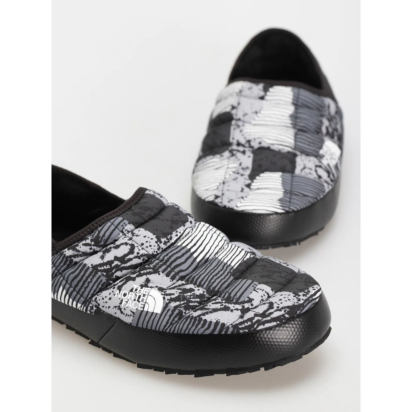 The North Face Thermoball Traction Mule V Slippers - Image 8