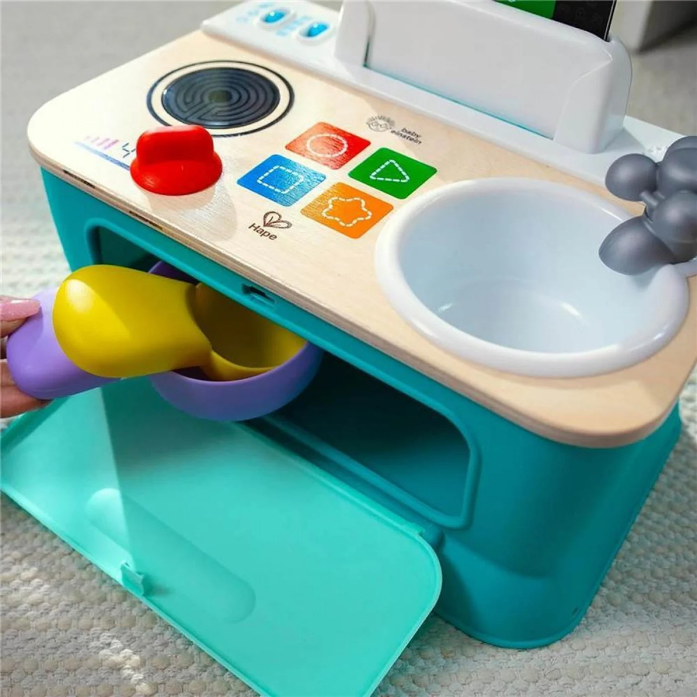 Hape Magic Touch Kitchen Playset - Image 5