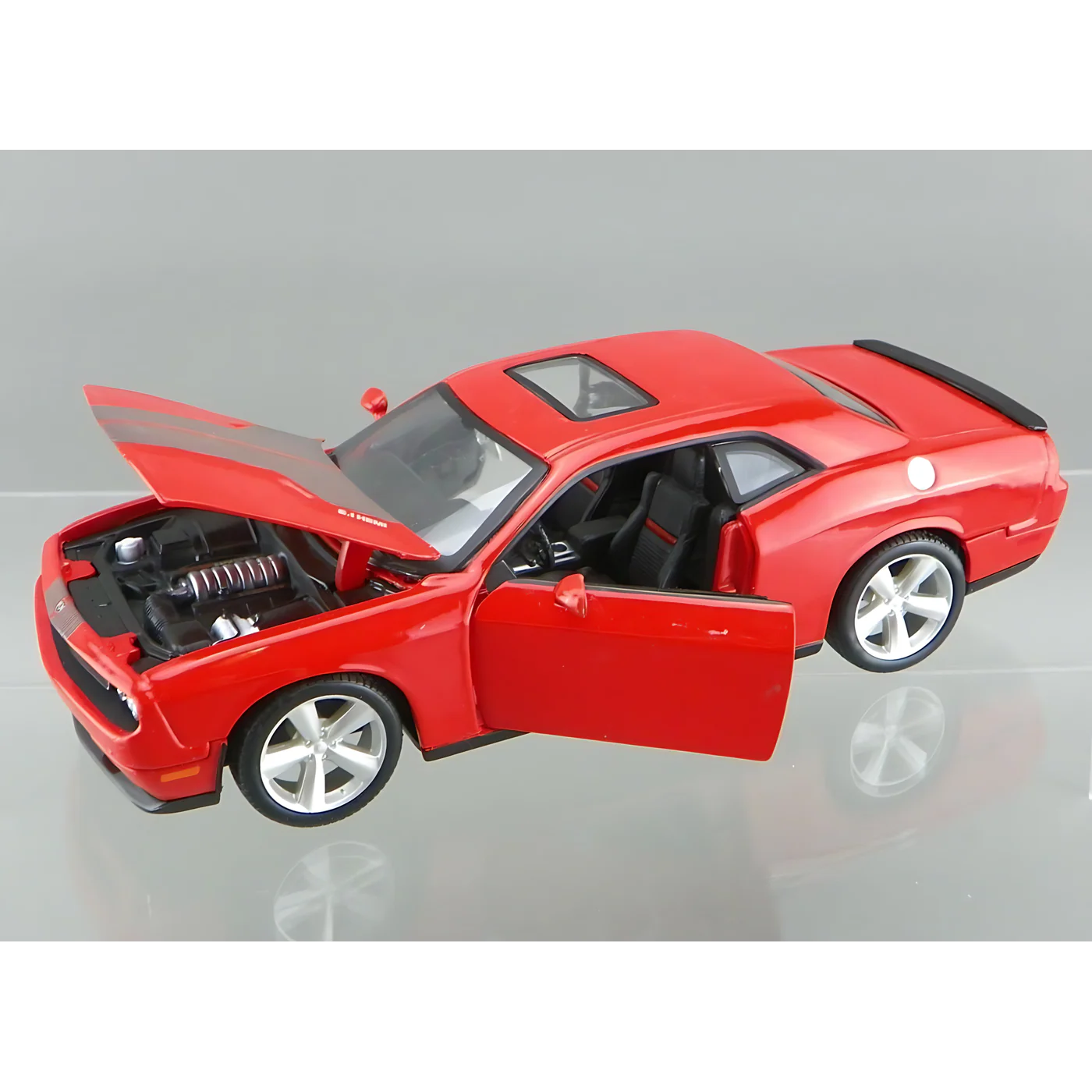Maisto Burago 1:24 SP. ED. (A) - 2008 Dodge Challenger SRT8 - Image 11