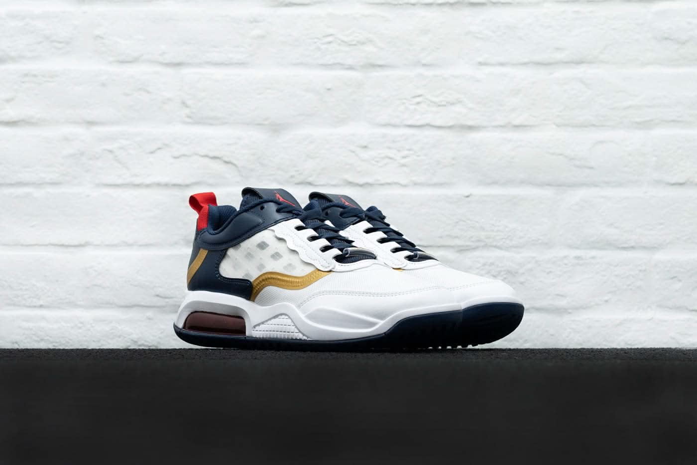 Air Jordan Max 200 Shoes - Image 8