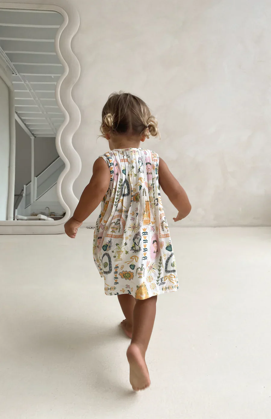 MEDITESSA PLEAT FRONT TIE DRESS - Image 4